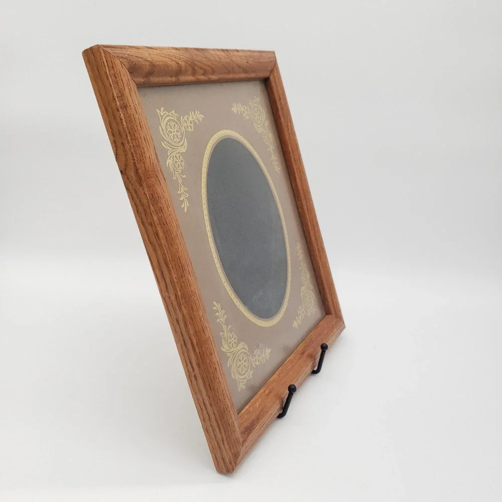 Vintage Oak Wood Floral Gold Filigree Oval Glass Portrait Picture Frame Tabletop